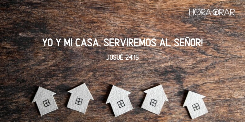llaveros en formato de casa sobre una mesa Josue 24:15