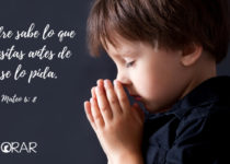 Niño orando. Mateo 6: 8