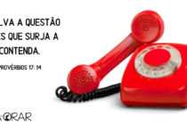 Telefone vermelho da Guerra fria. Provérbios 17: 14