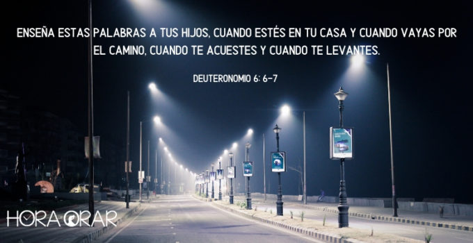 Ciudad desierta, en toque de queda. Deuteronomio 6: 6