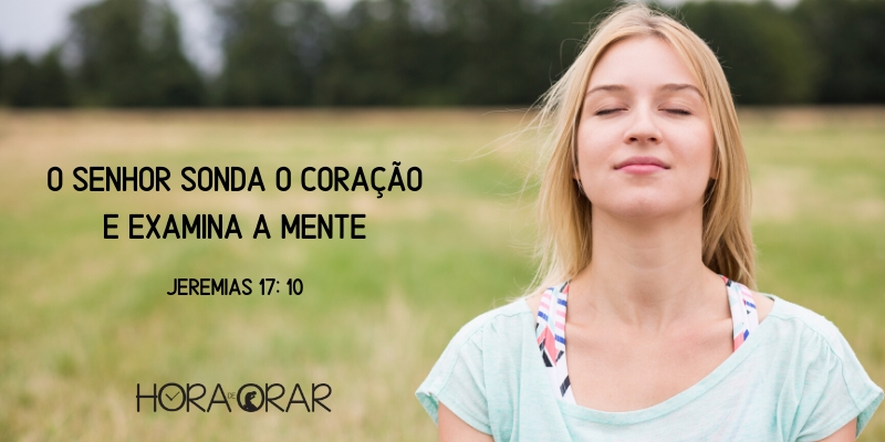 Mulher no campo de olhos fechados. Jeremias 17: 10