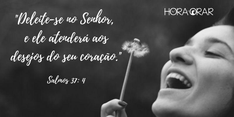 Mulher soprando uma flor. Salmos 37:4