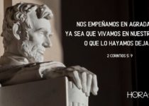 Estatua del ex-presidente estadounidense Abraham Lincoln. 2 Corintios 5:9