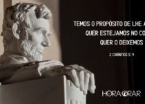 Estátua de Abraham Lincoln. 2 Corintios 5:9