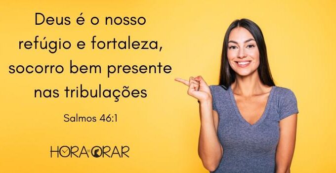 Uma mulher aponta para o versículo de Salmos 46:1