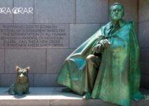 Monumento em homenagem ao Presidente Roosvelt e seu cachorro Fala.