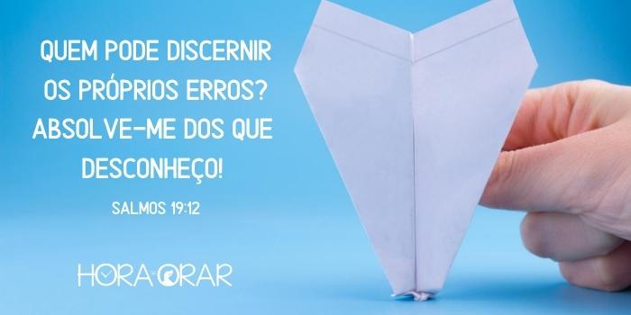 Um avião de papel caído. Salmos 19:12