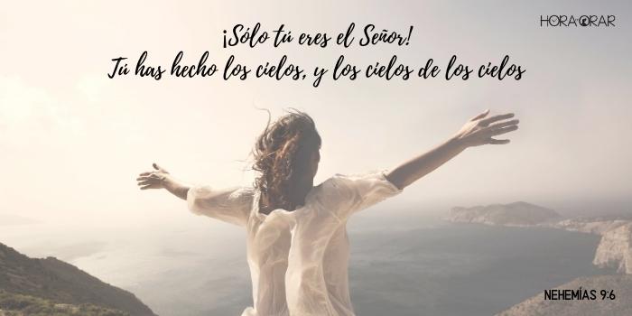 Mujer de brazos abiertos en bello paisaje. Nehemias 9:6