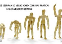 Desenho de um boneco levantando-se e vencendo.