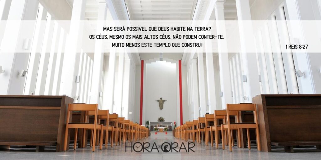 Uma igreja vazia.