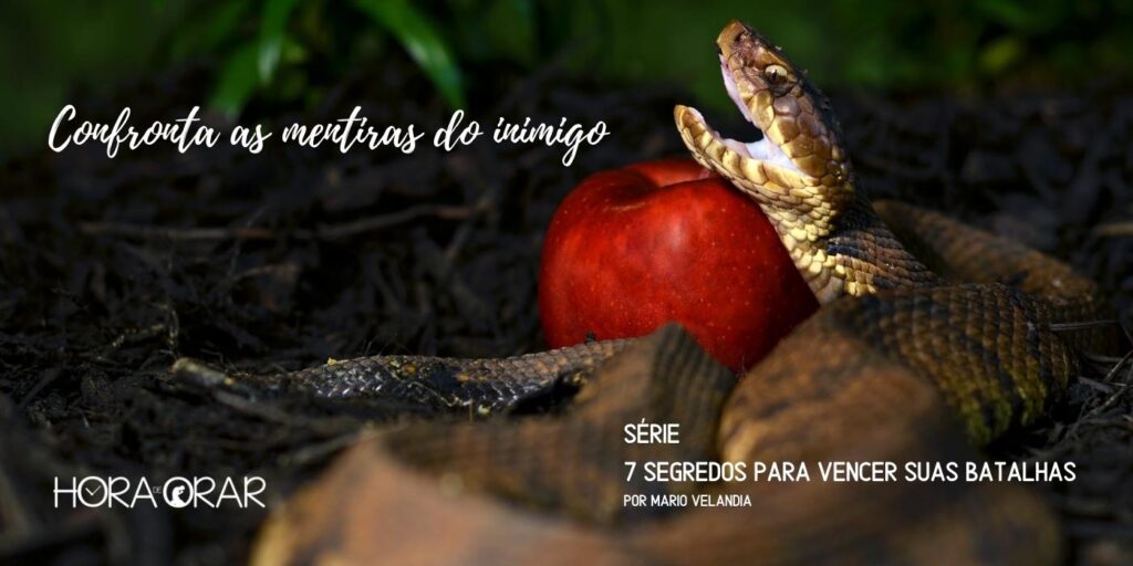 Uma serpente e uma maça