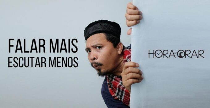 Homem olha com desconfiança